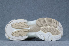 Balenciaga Wmns Runner 'Worn-Out - Beige'