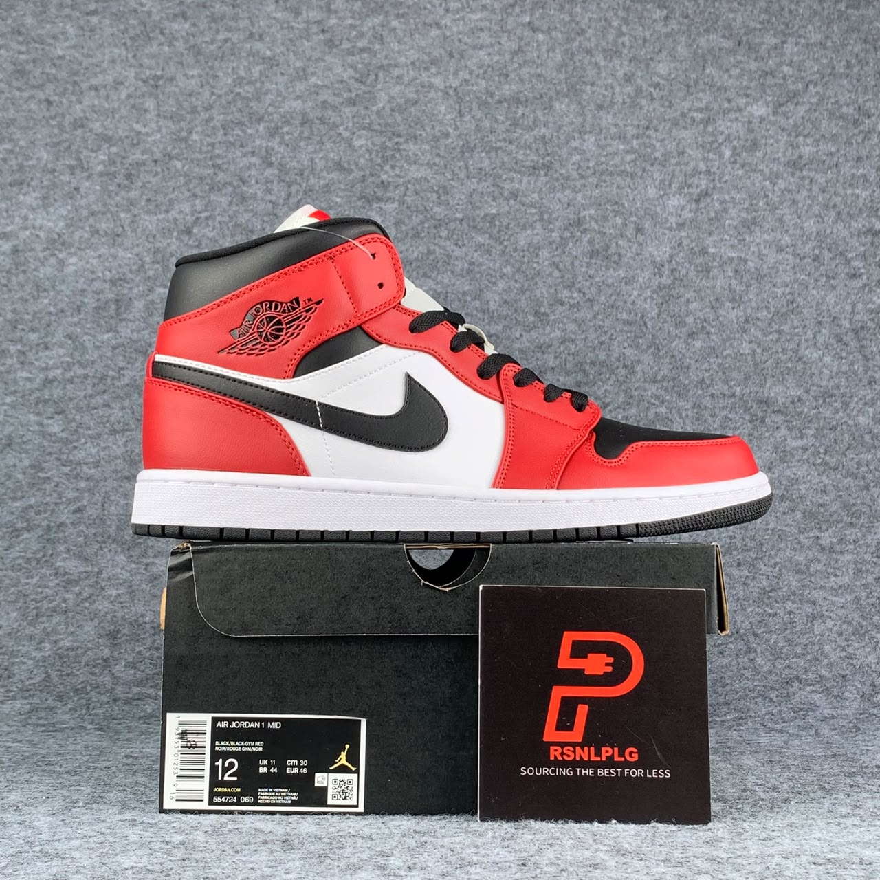 Air Jordan 1 Mid 'Chicago Black Toe'
