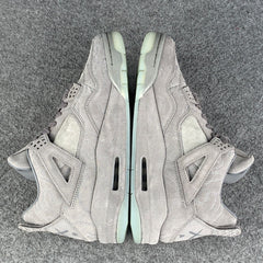 KAWS x Air Jordan 4 Retro 'Cool Grey' Sample