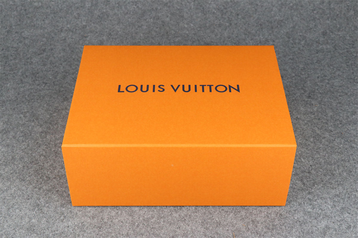 LV Trainer 'Mint White'